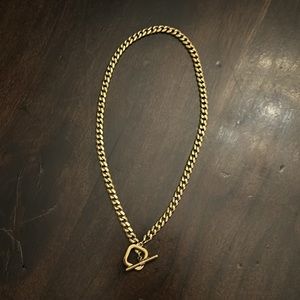 Beautiful toggle necklace- NWOT - tarnish free.